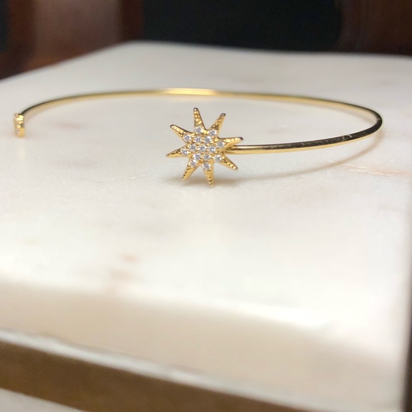 Nordstrom Jewelry - ⚡️ Gold star open cuff bracelet
